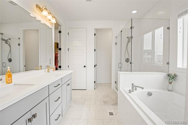 5693 Saddle Skirt Street