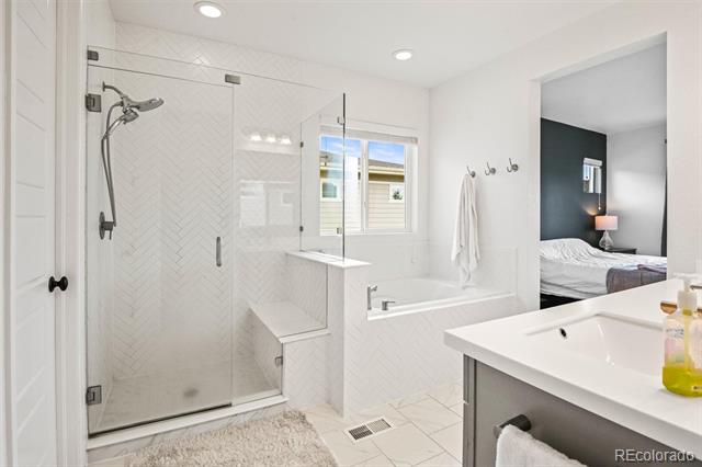 5693 Saddle Skirt Street