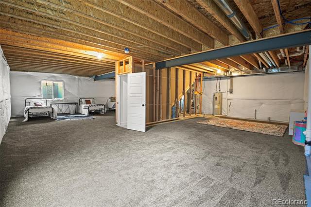 5693 Saddle Skirt Street