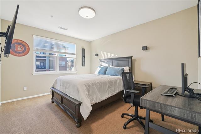 9637 E 5th Avenue Unit: 206