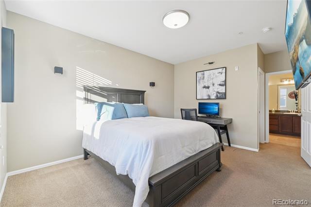 9637 E 5th Avenue Unit: 206