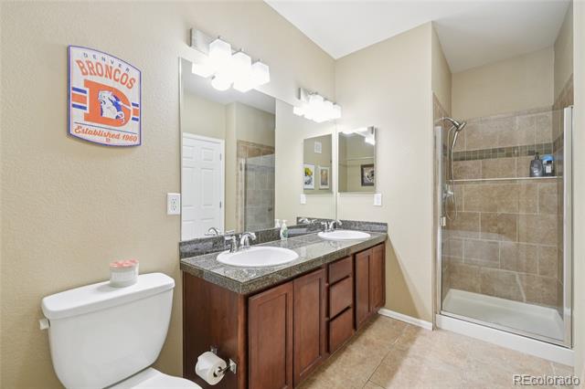 9637 E 5th Avenue Unit: 206
