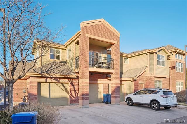 9637 E 5th Avenue Unit: 206