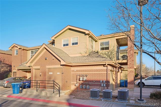 9637 E 5th Avenue Unit: 206