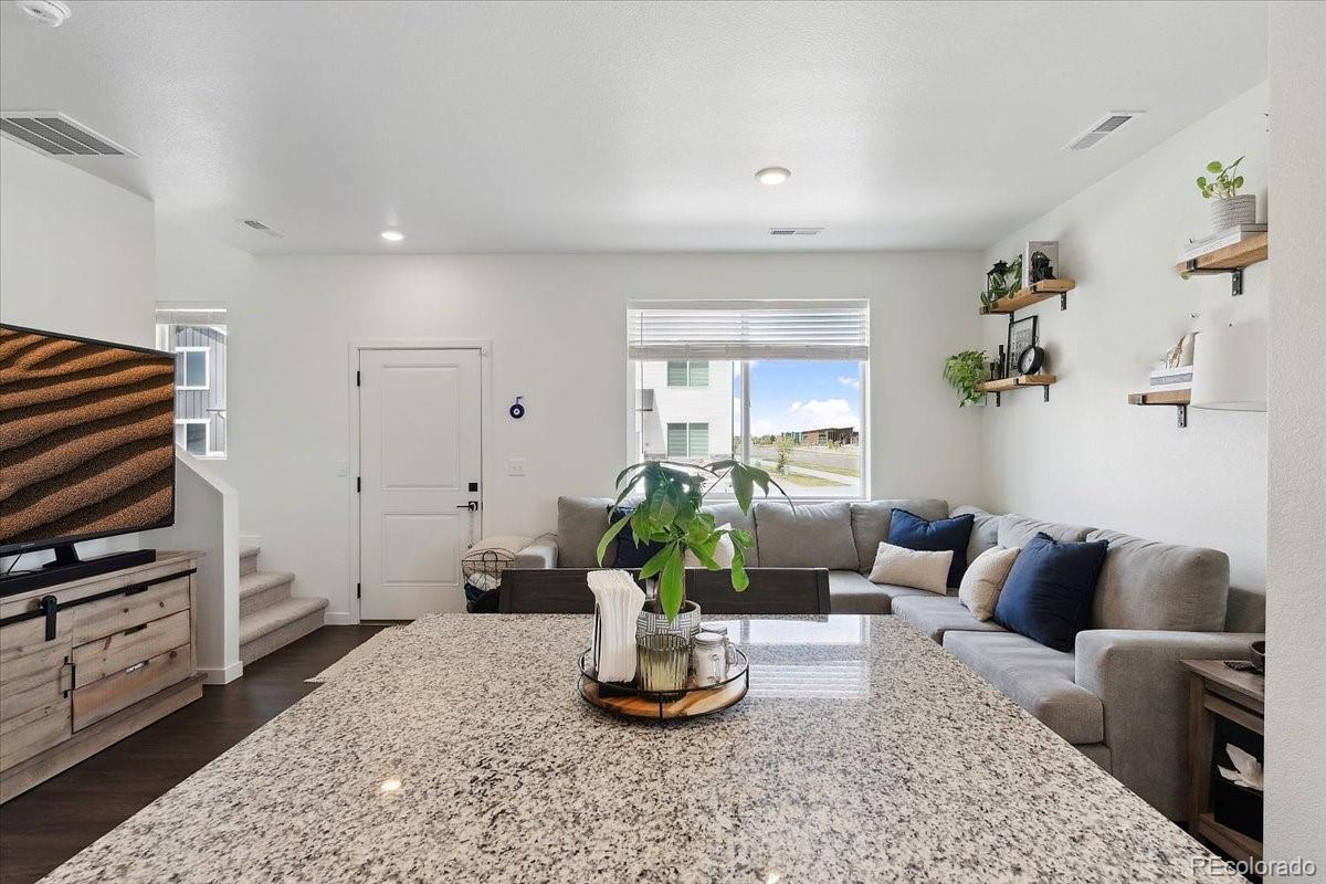 503 S Rollie Avenue Unit: 12D