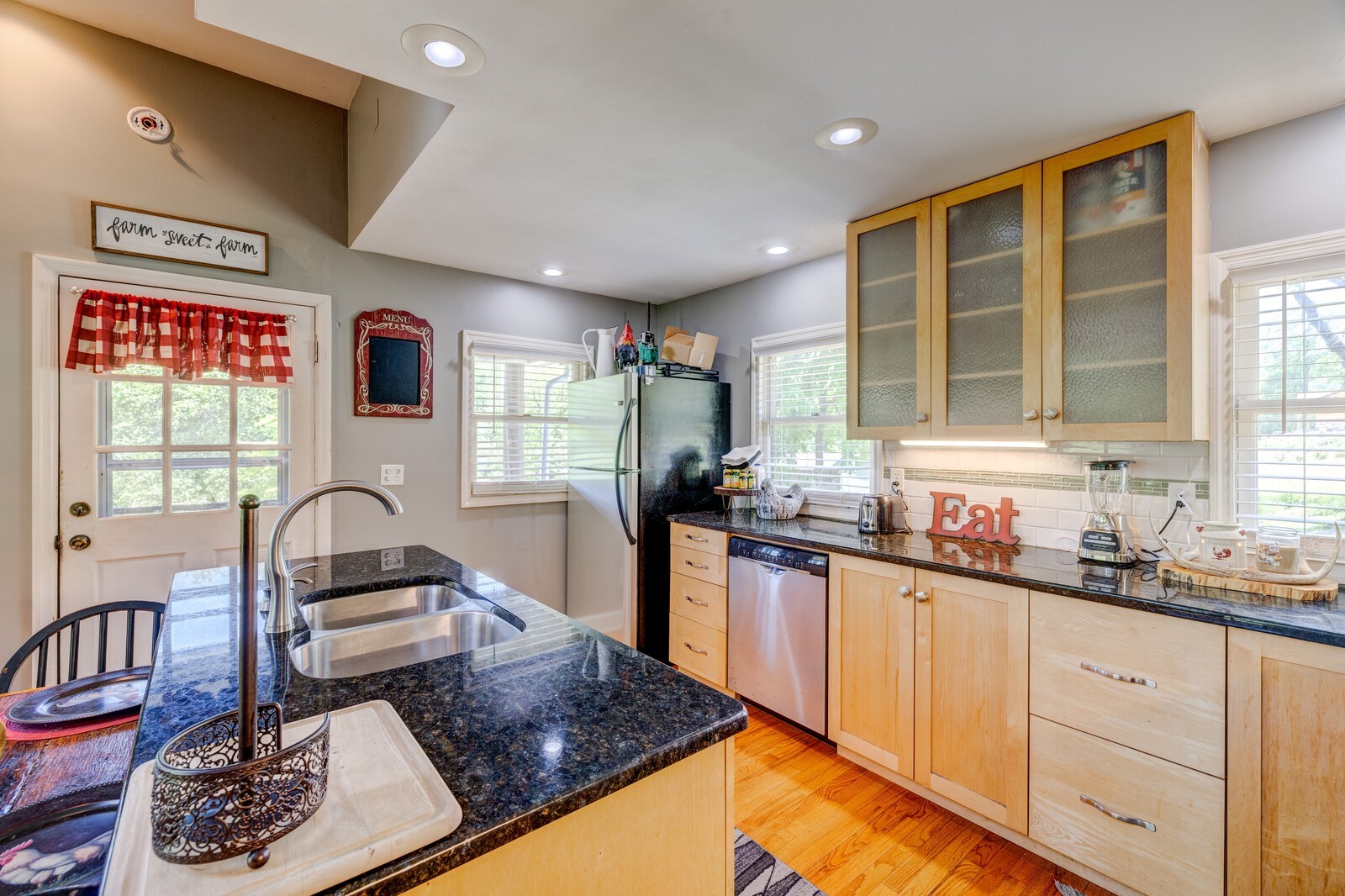 150 Farwell Rd
