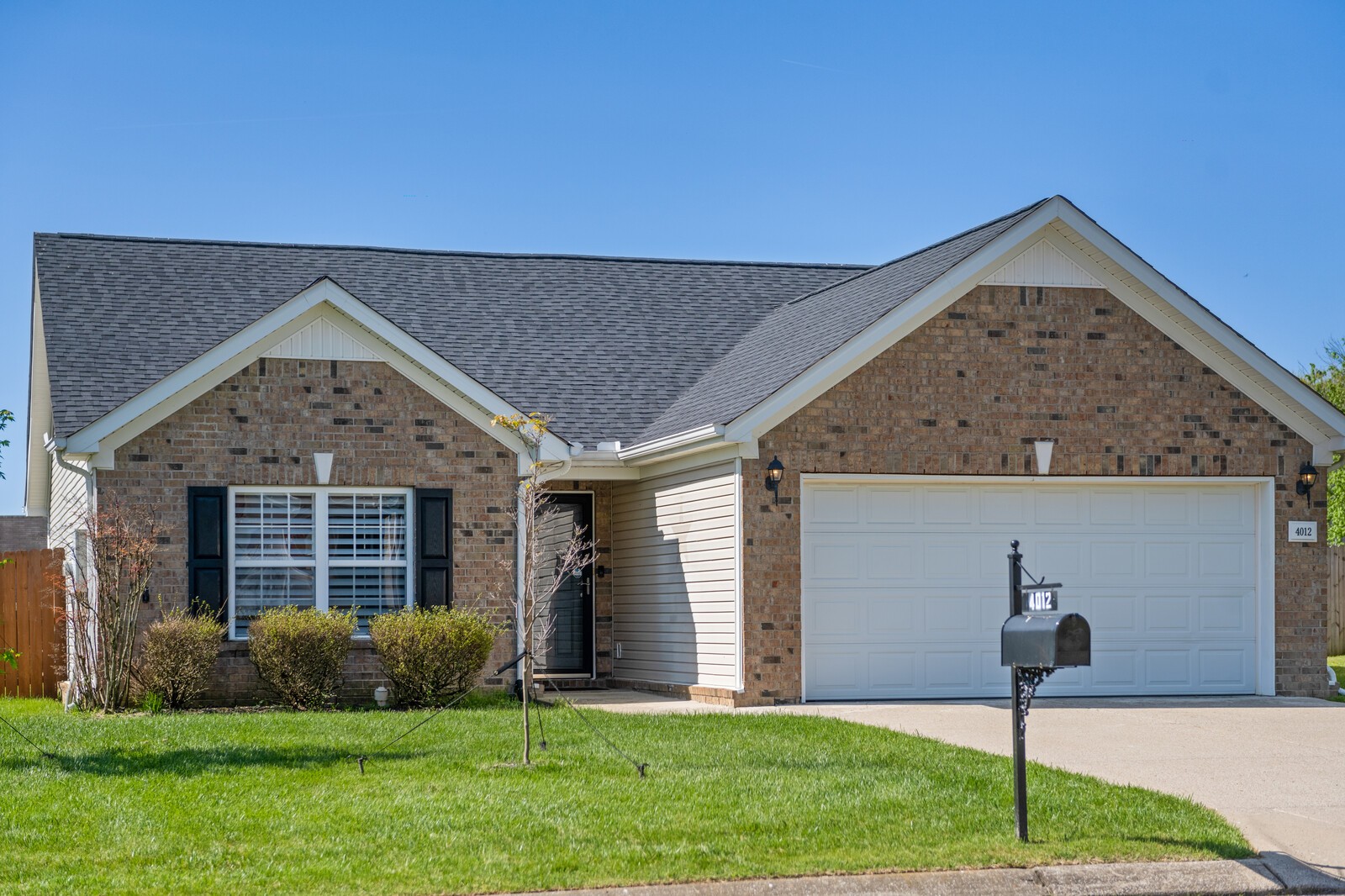 4012 Sequoia Trl