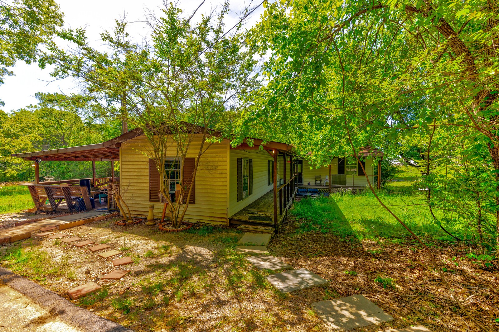 2655 Highway 46, S