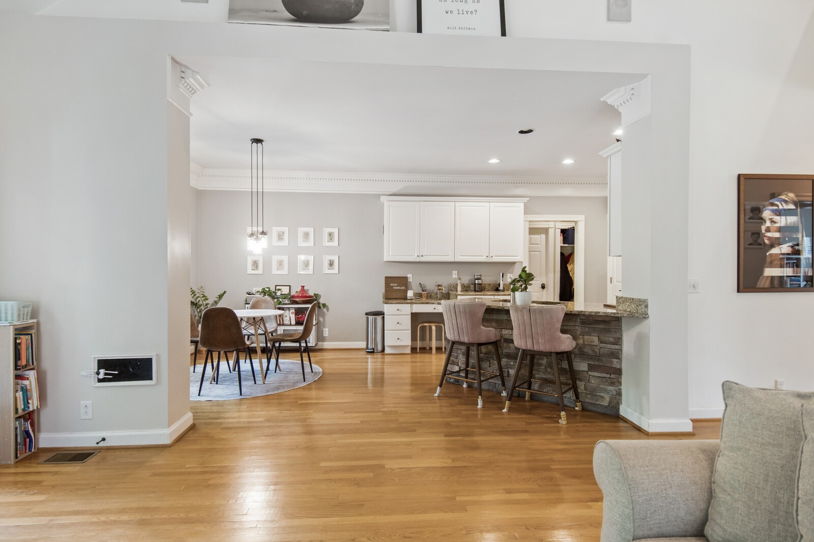 324 Julianna Cir