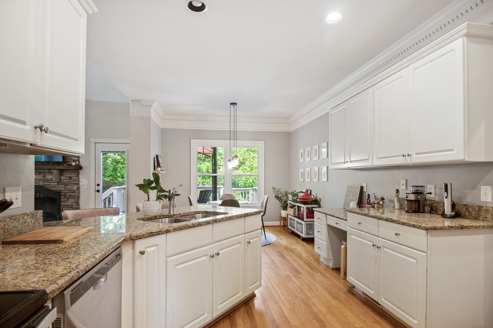 324 Julianna Cir