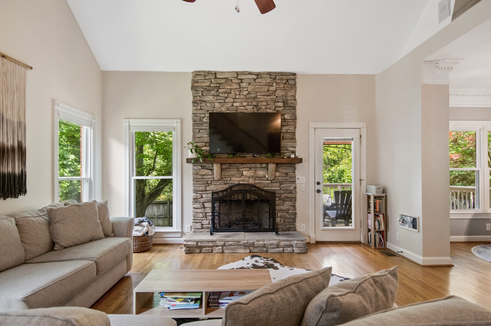 324 Julianna Cir