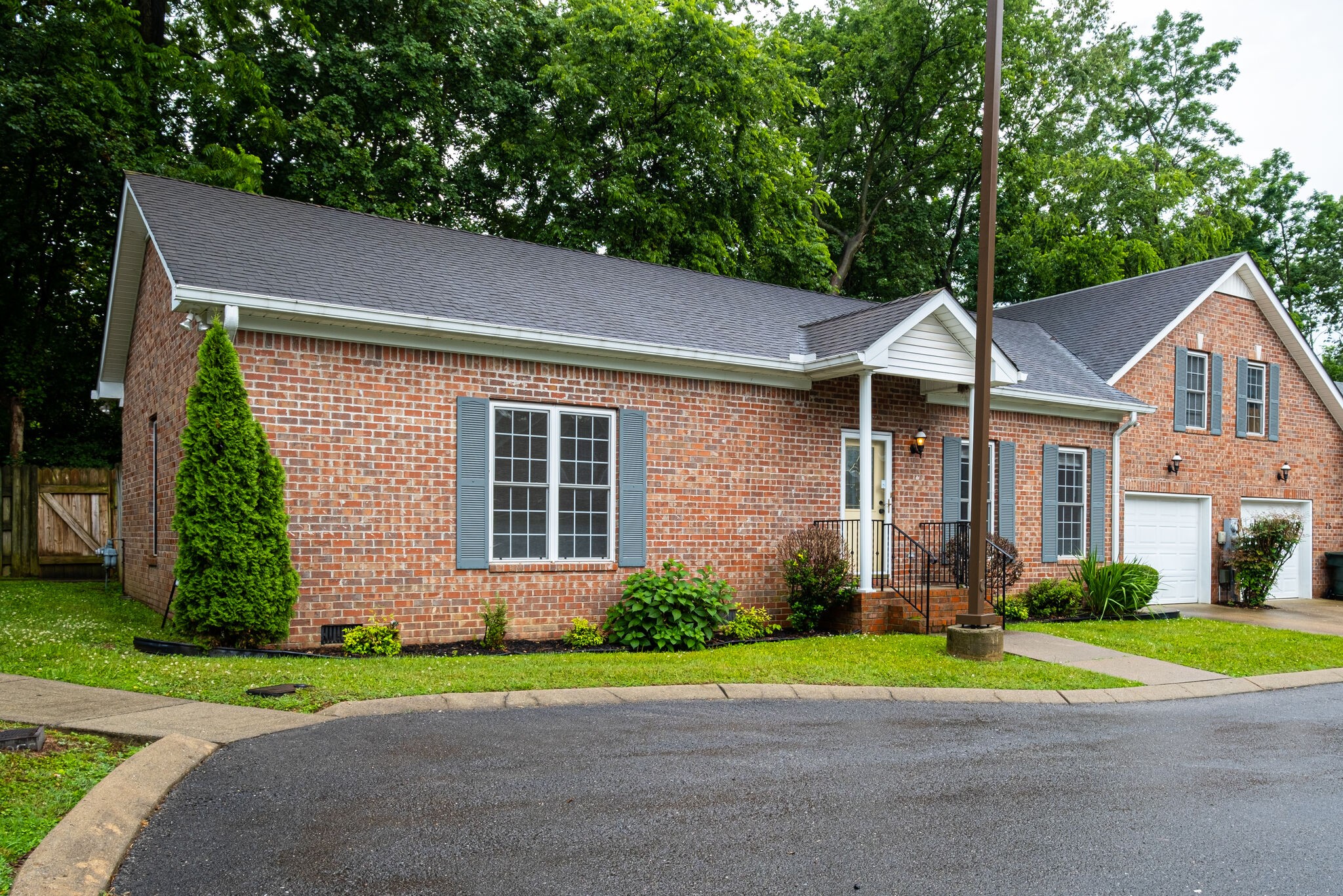 325 E Eastland St Unit: 24
