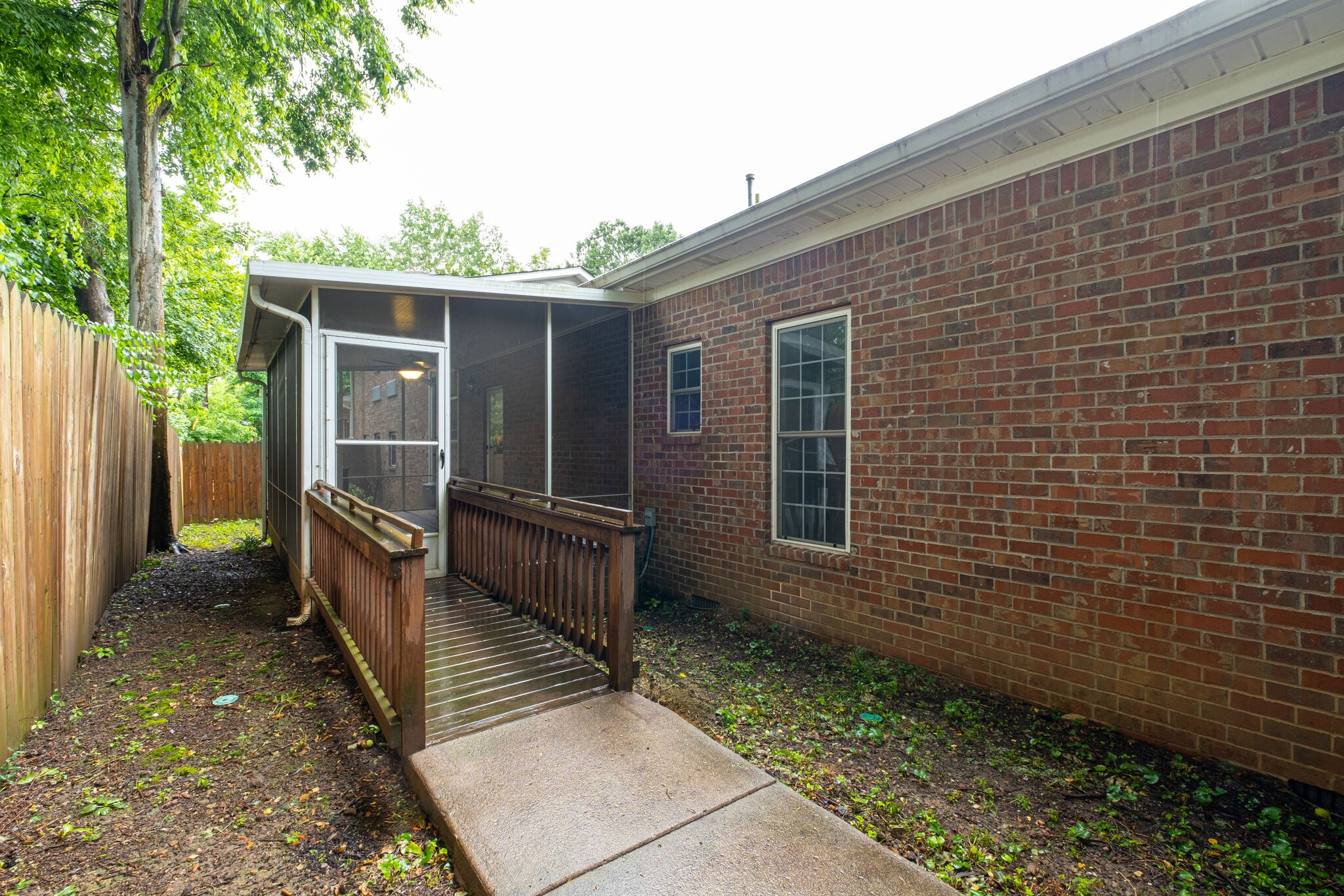 325 E Eastland St Unit: 24