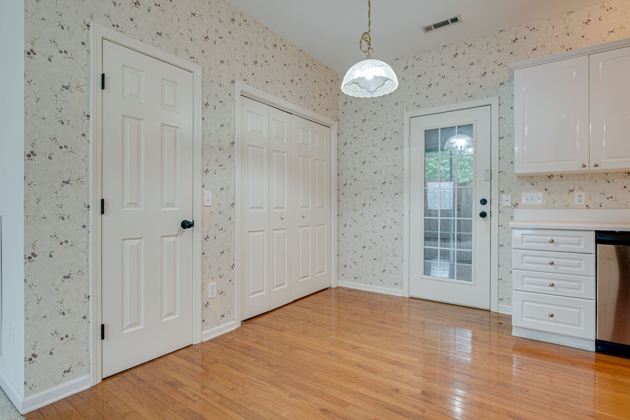 325 E Eastland St Unit: 24