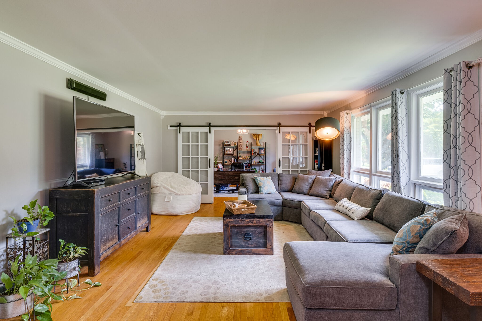 280 Bluegrass Dr