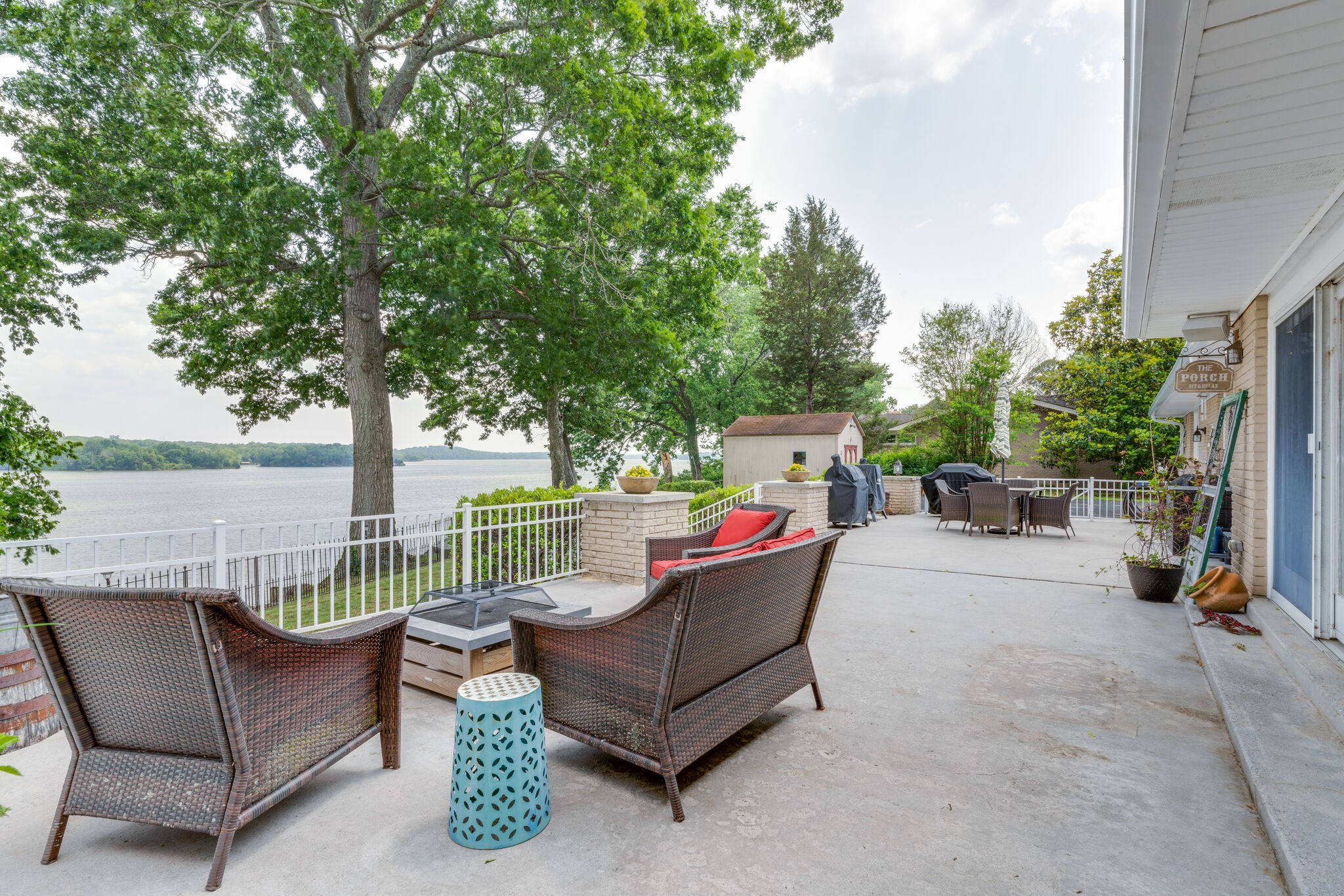 280 Bluegrass Dr