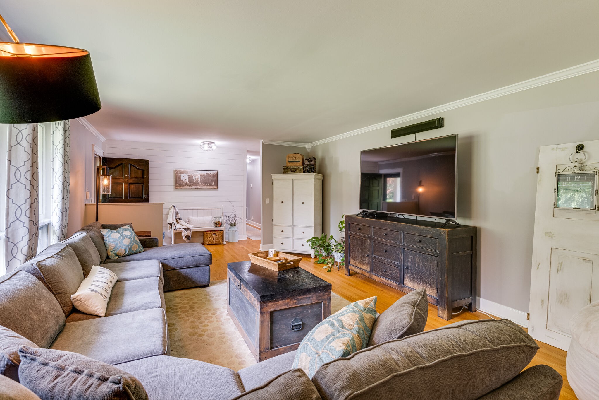 280 Bluegrass Dr