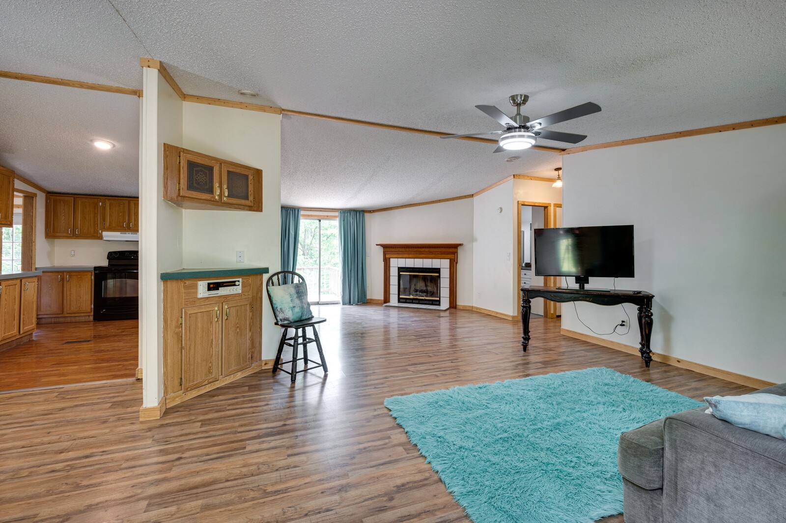 1023 Hopewood Ln