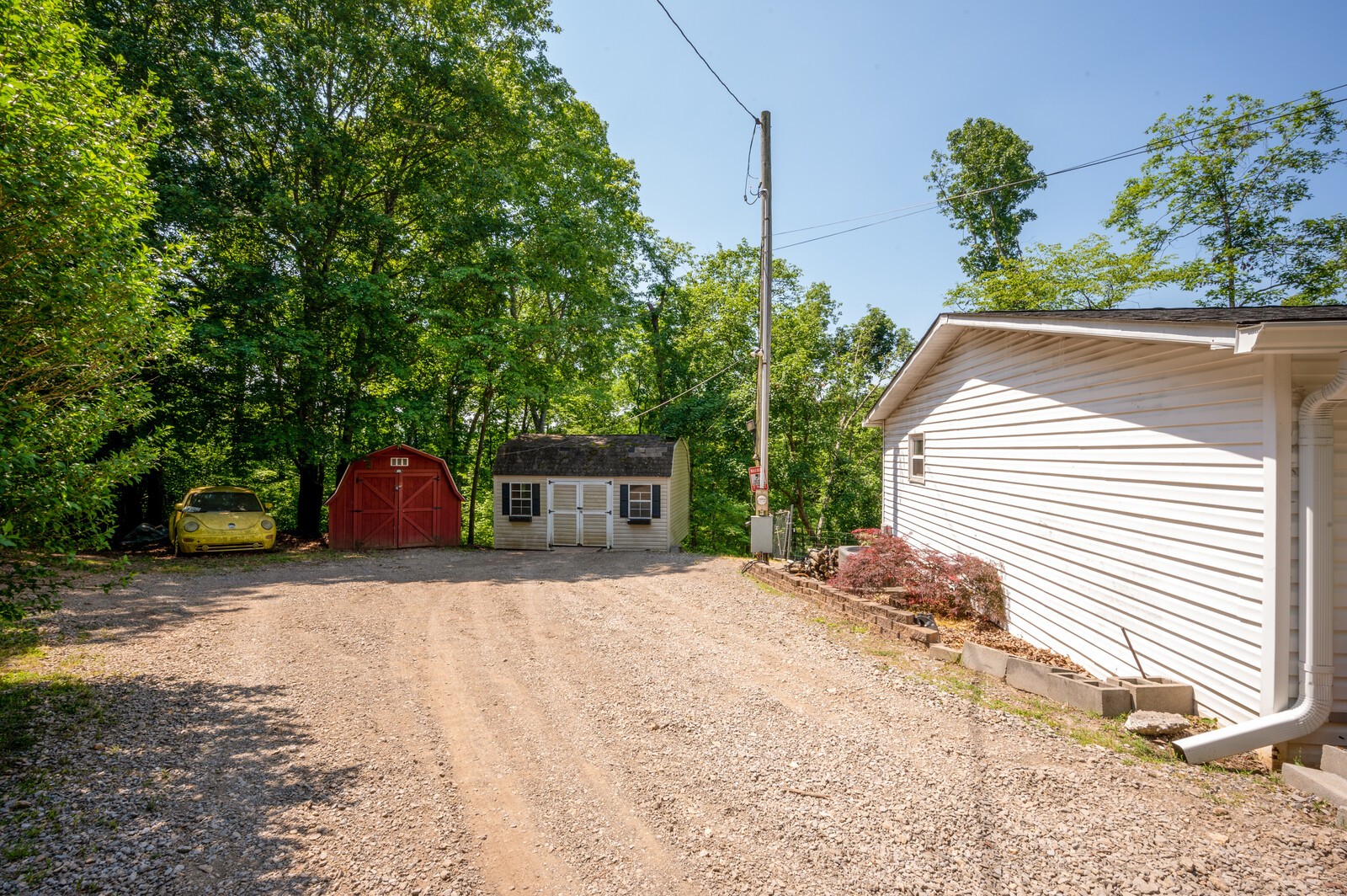 1023 Hopewood Ln