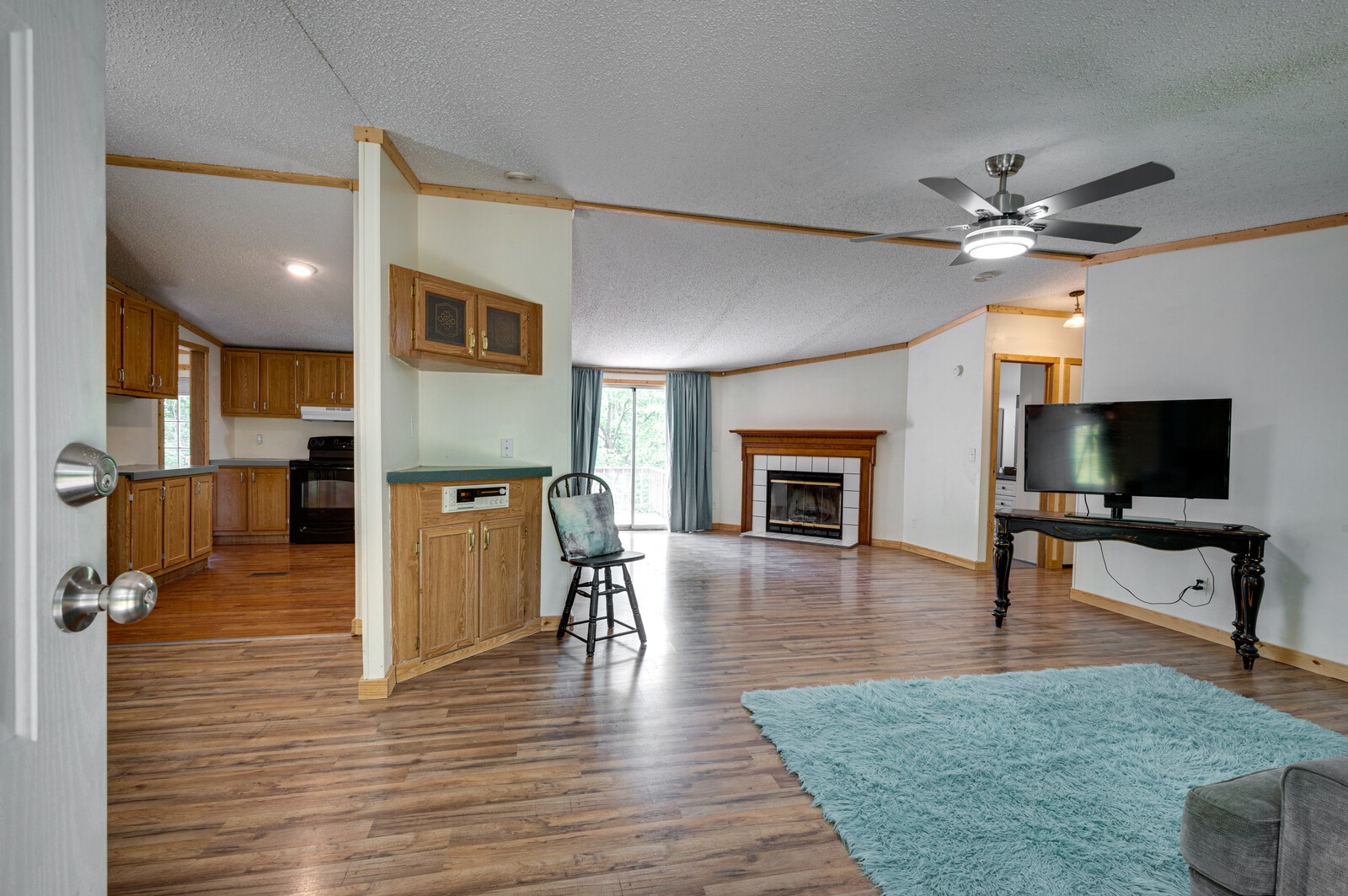 1023 Hopewood Ln