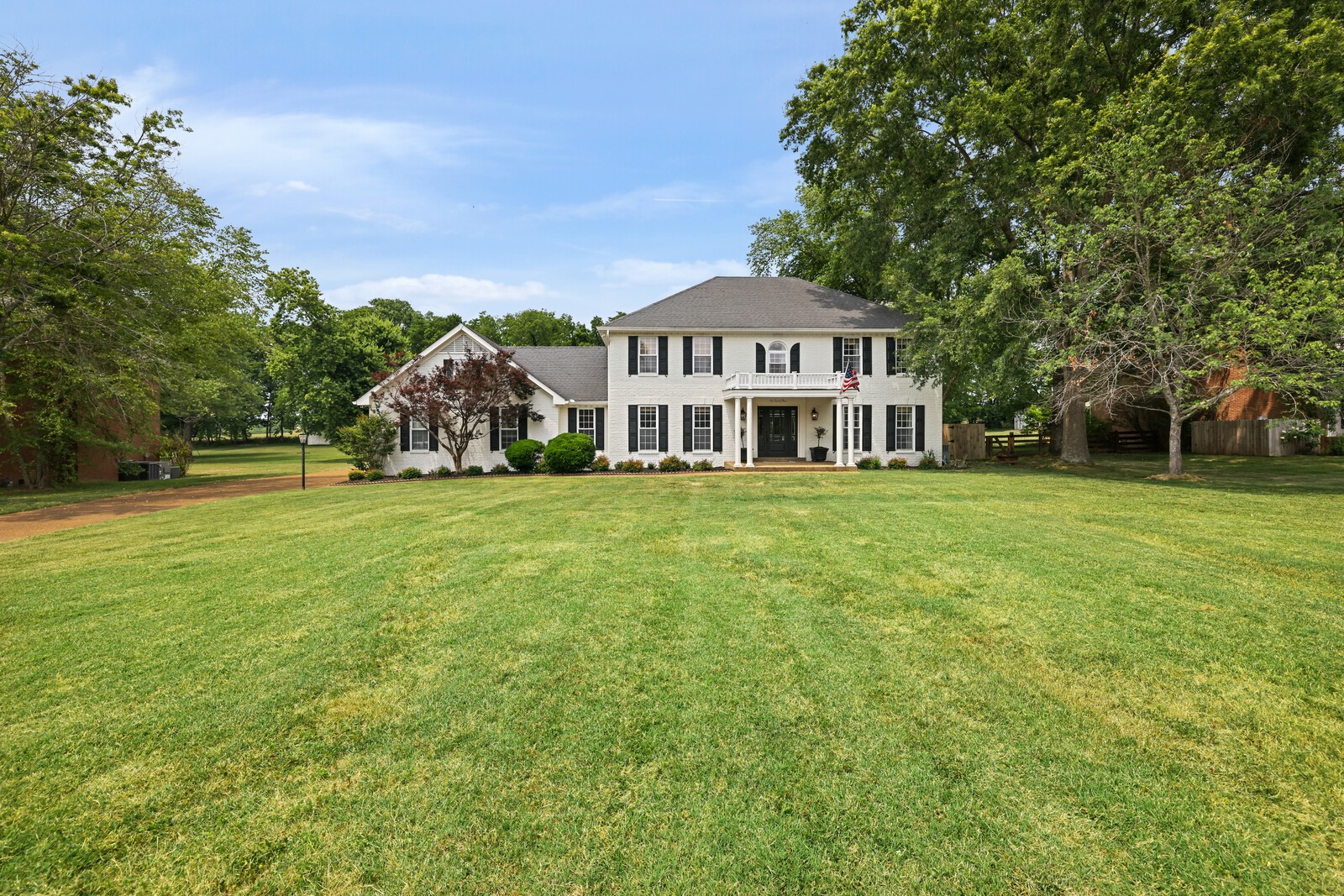 123 Arrowhead Dr