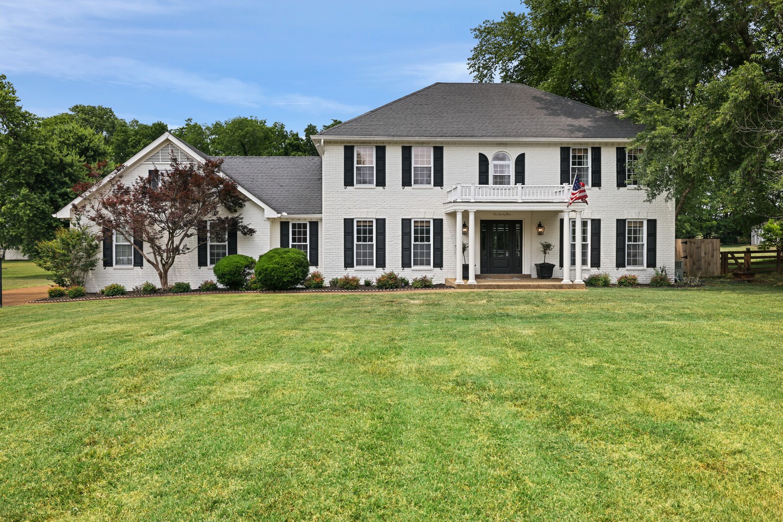 123 Arrowhead Dr