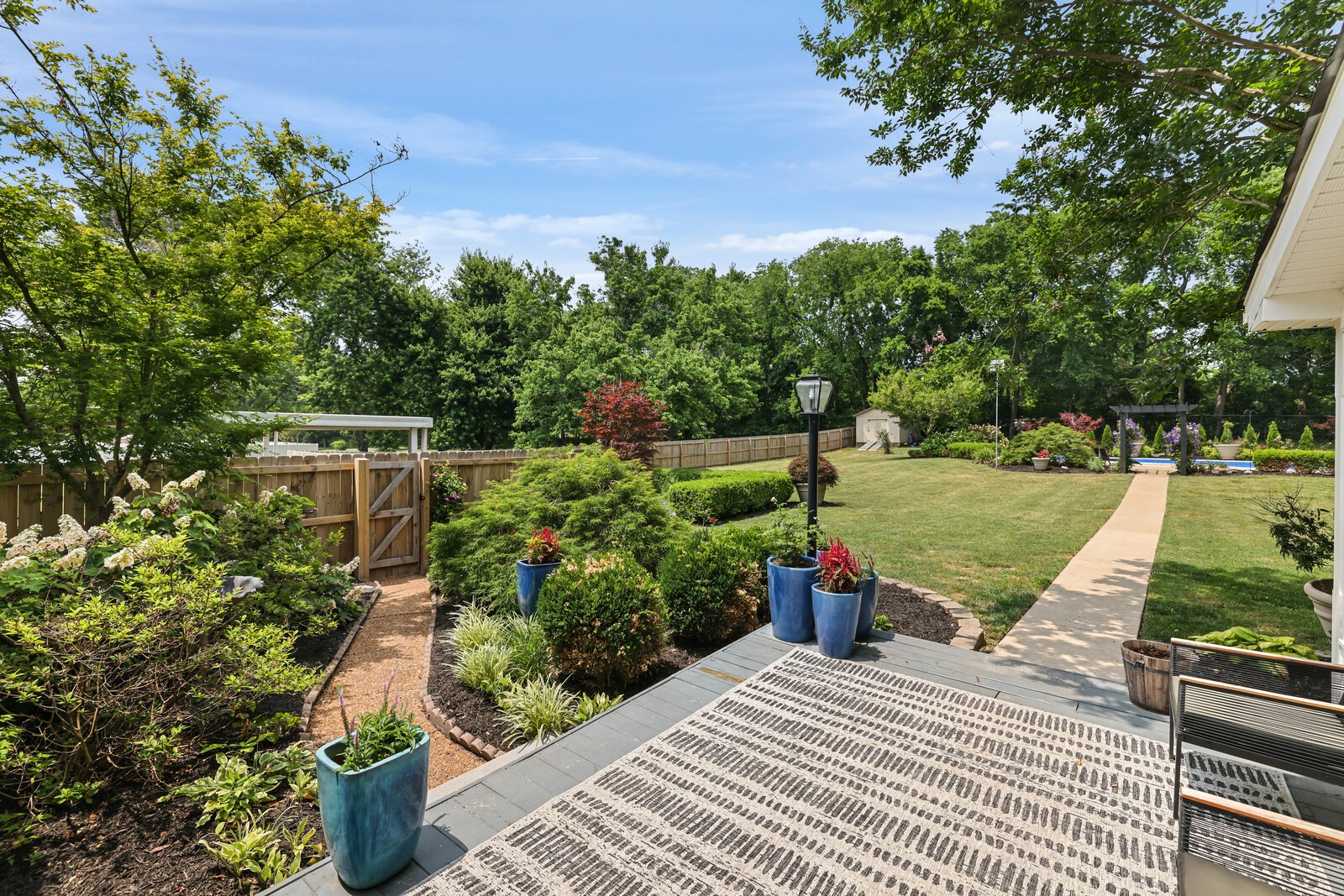 123 Arrowhead Dr