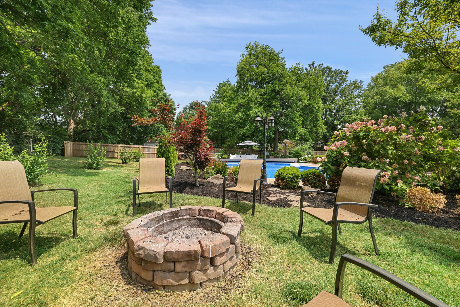 123 Arrowhead Dr