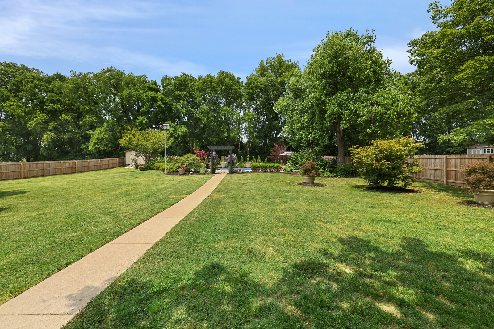 123 Arrowhead Dr