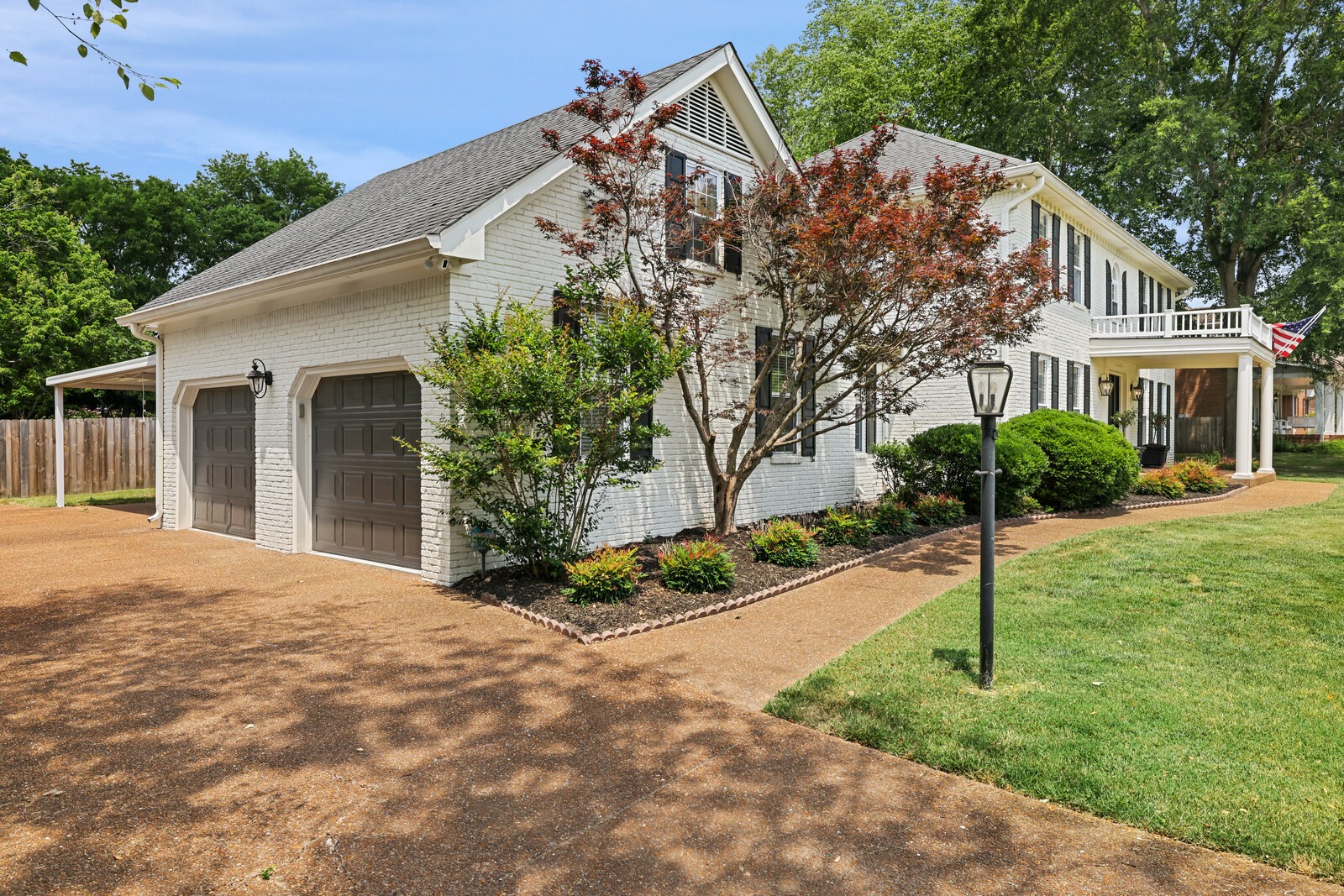123 Arrowhead Dr