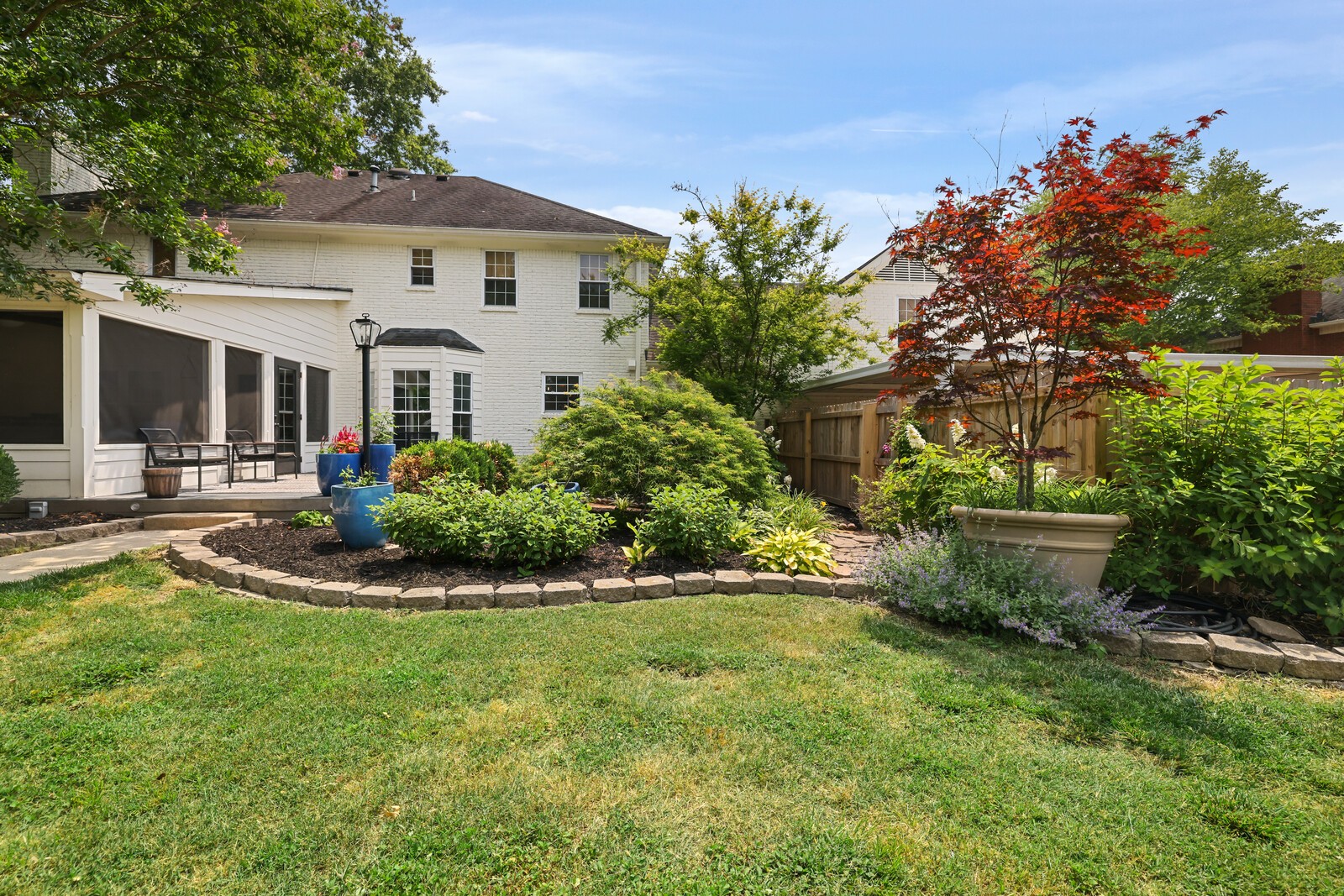 123 Arrowhead Dr