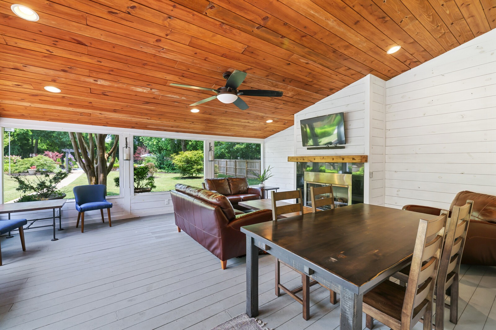 123 Arrowhead Dr