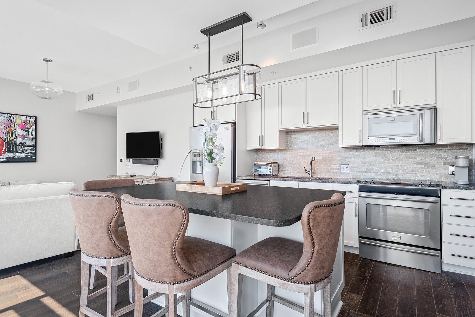 1212 Laurel St Unit: 1103