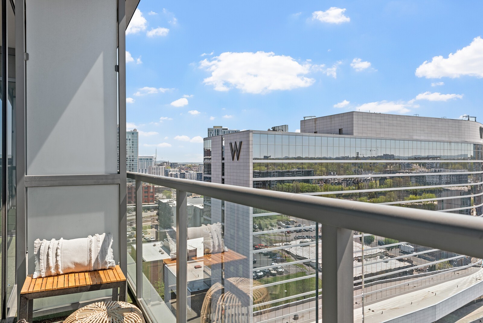 1212 Laurel St Unit: 1103