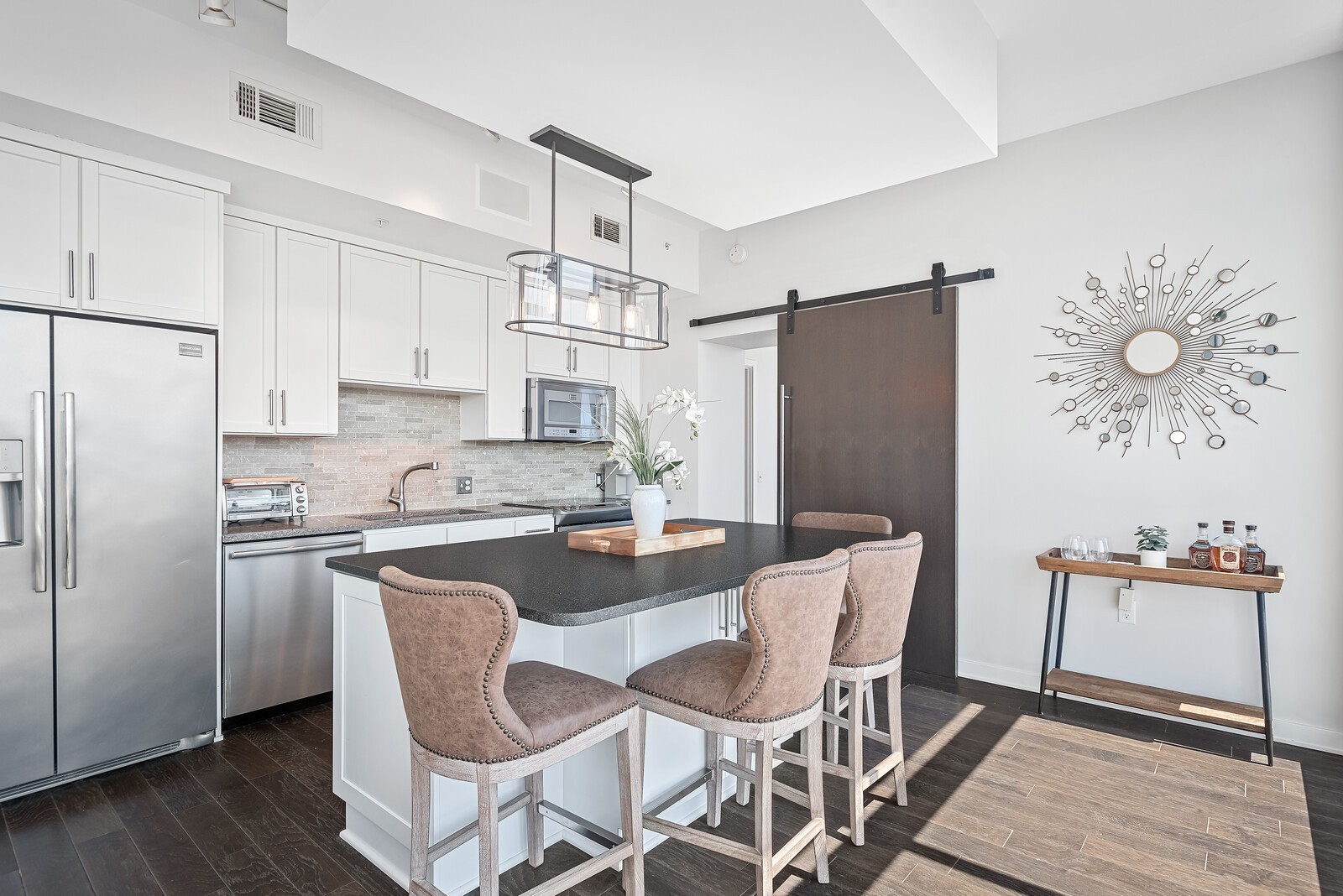 1212 Laurel St Unit: 1103