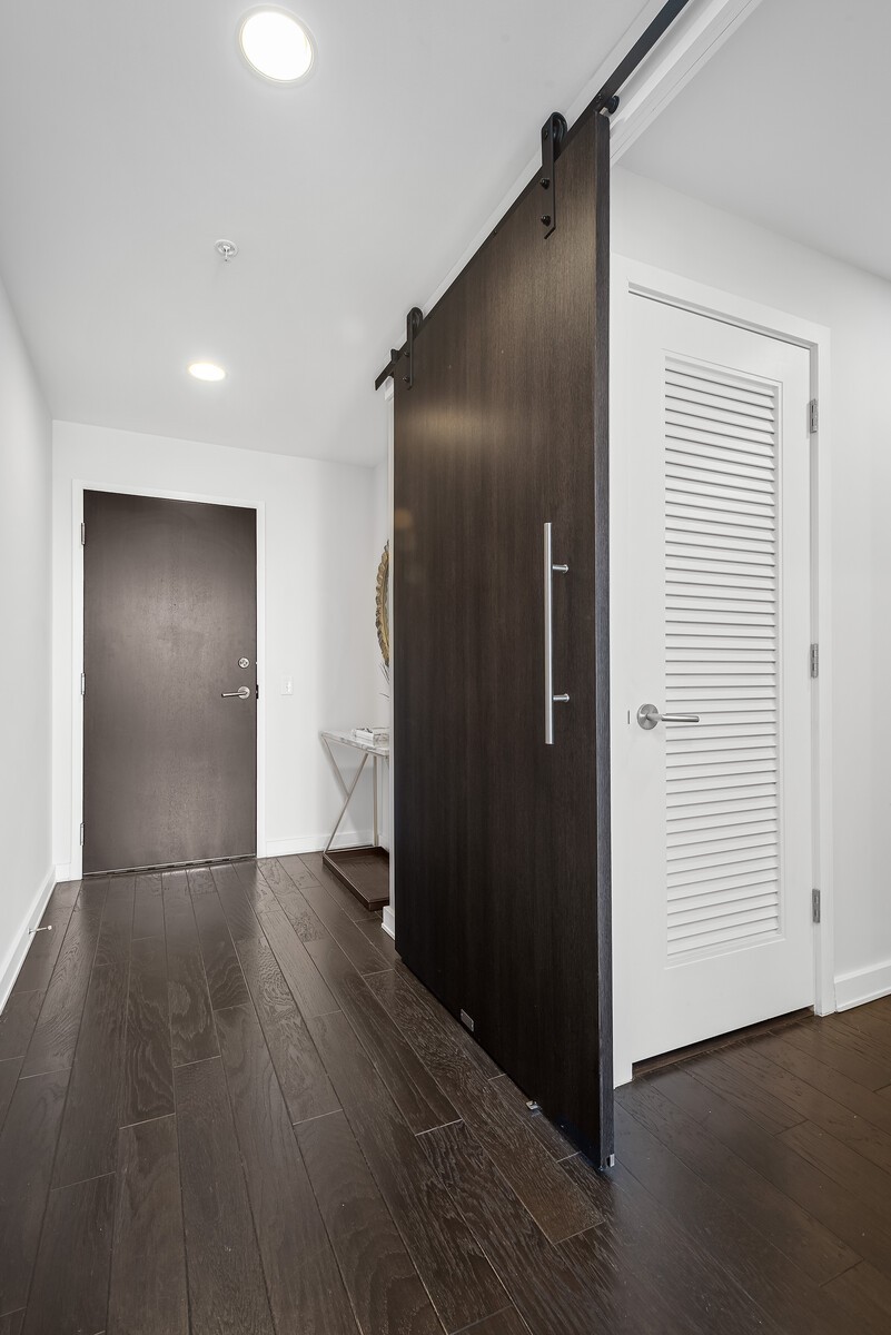 1212 Laurel St Unit: 1103