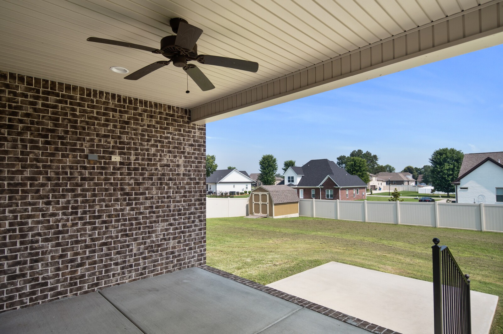 528 Lexington Cir