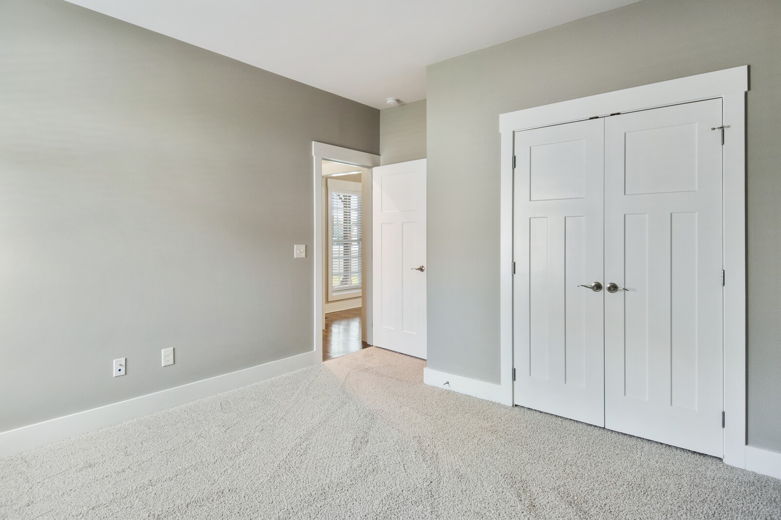 528 Lexington Cir