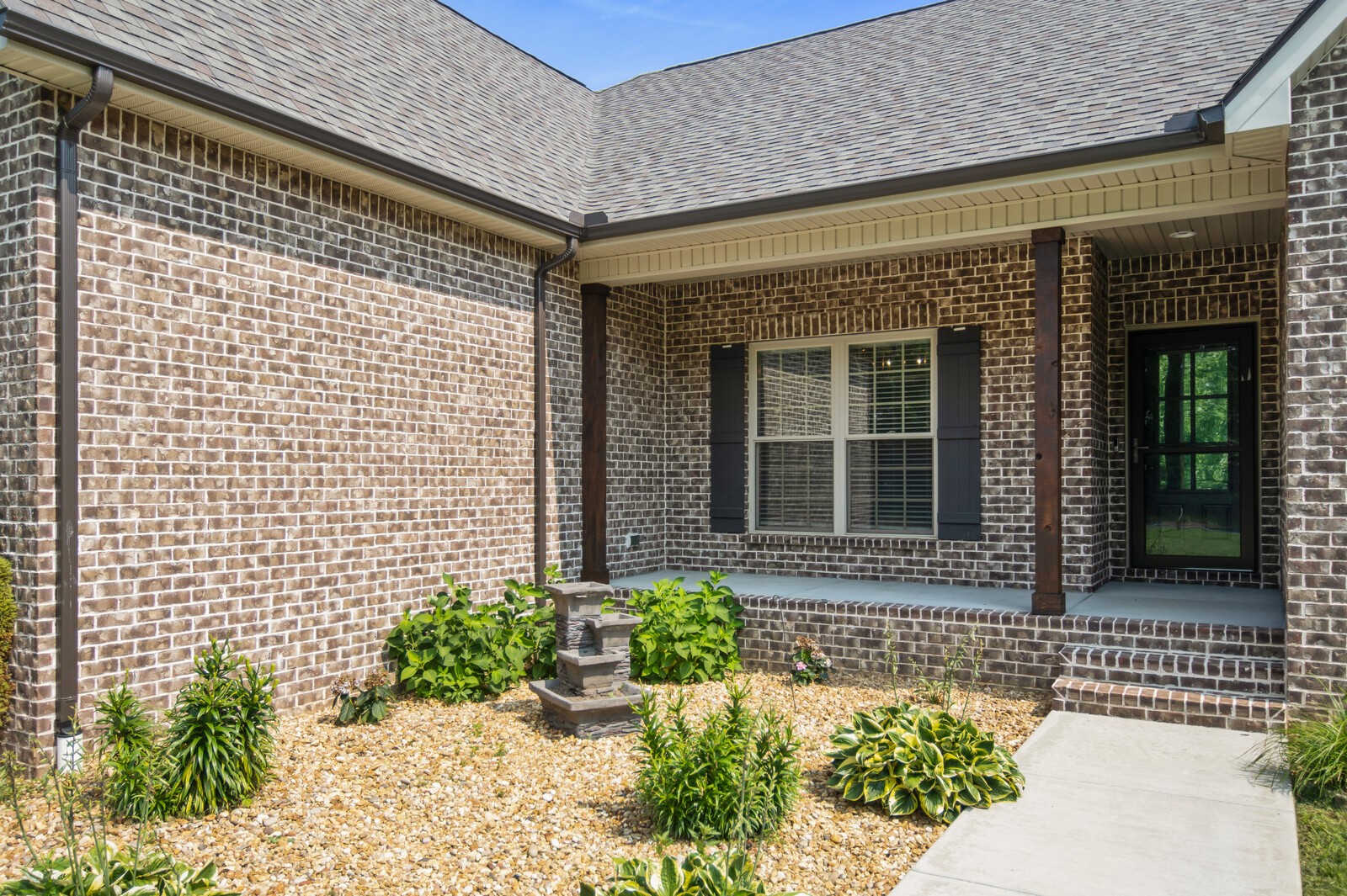 528 Lexington Cir