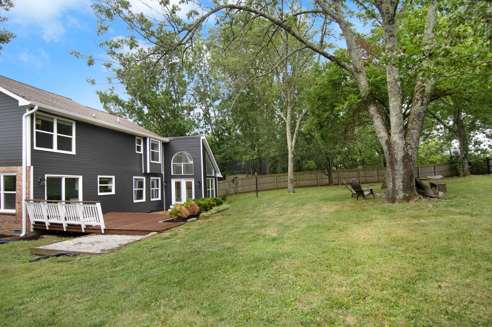 104 Red Maple Ct