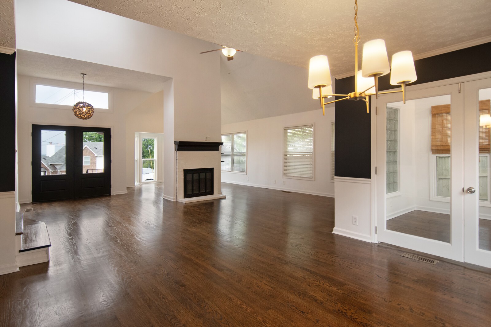 104 Red Maple Ct