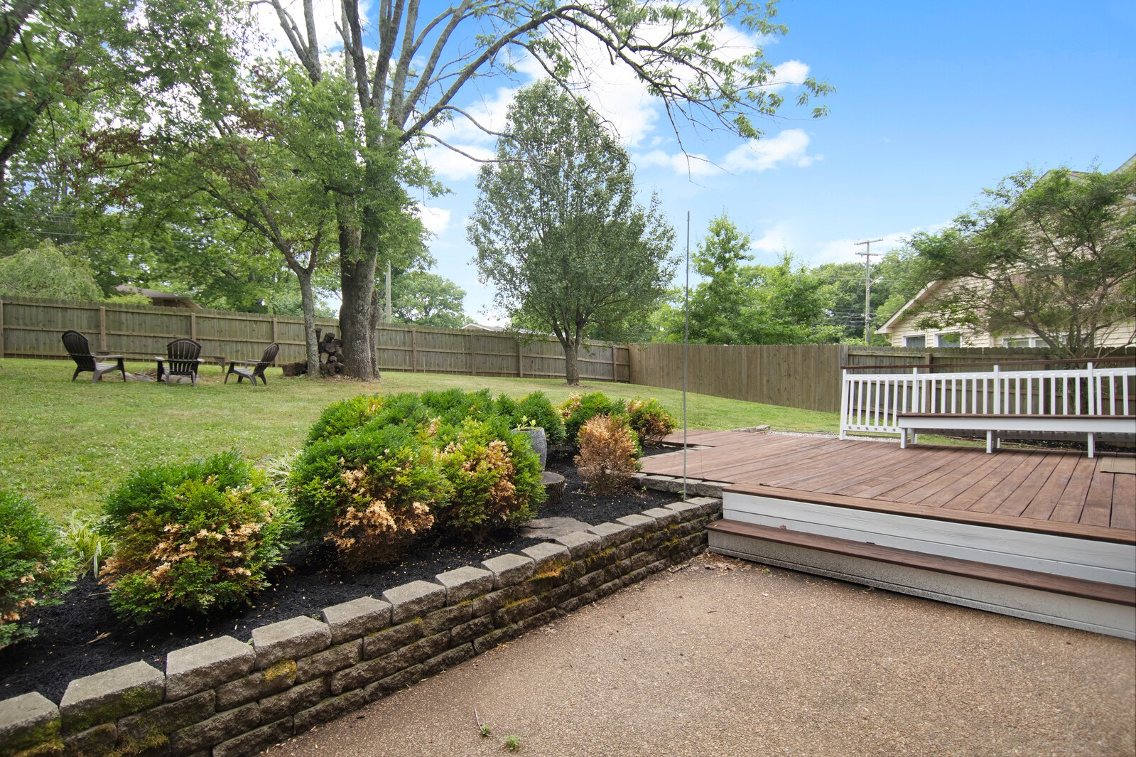 104 Red Maple Ct