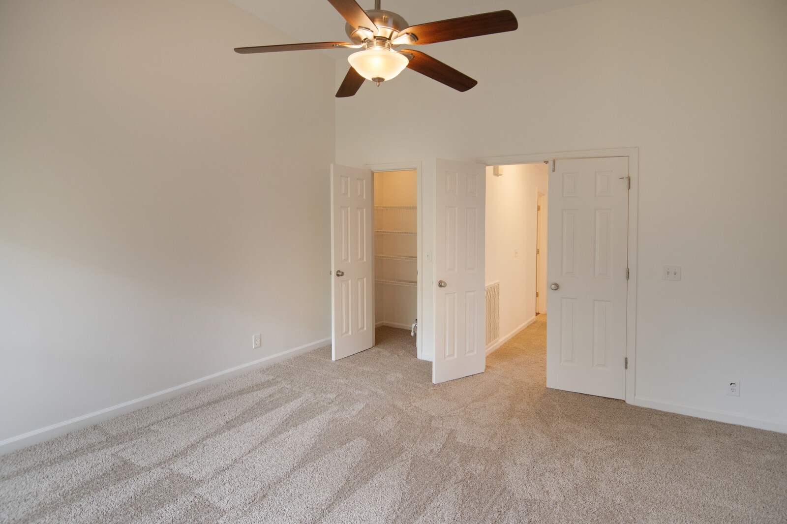 104 Red Maple Ct