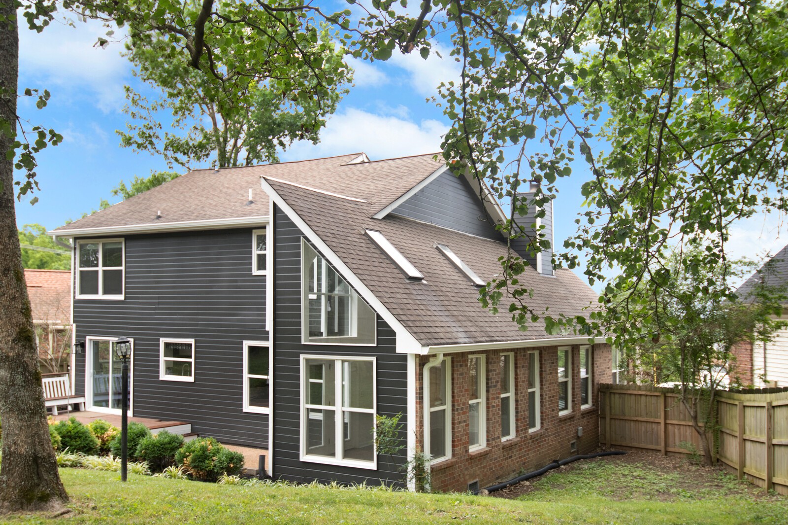 104 Red Maple Ct