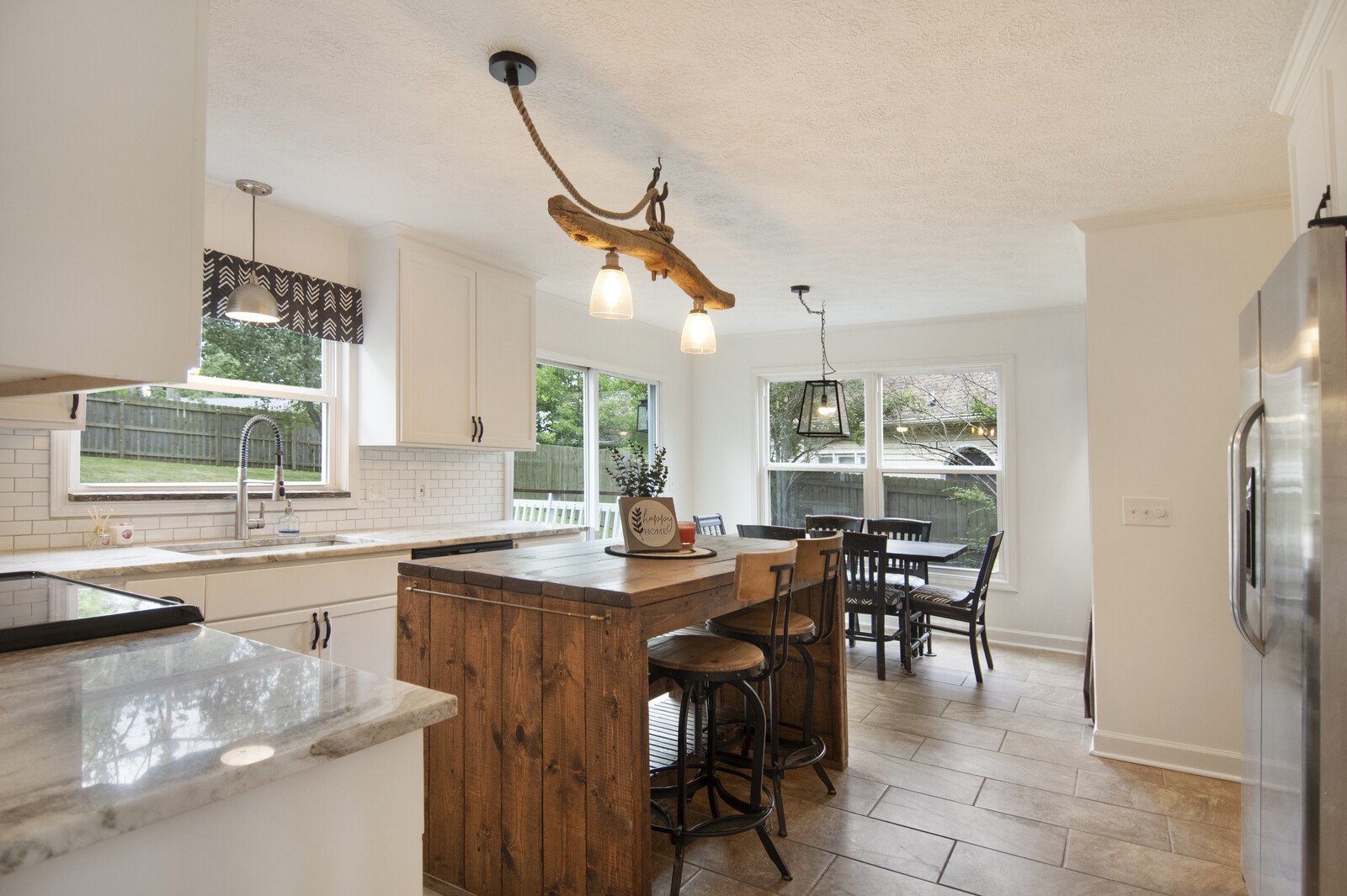 104 Red Maple Ct