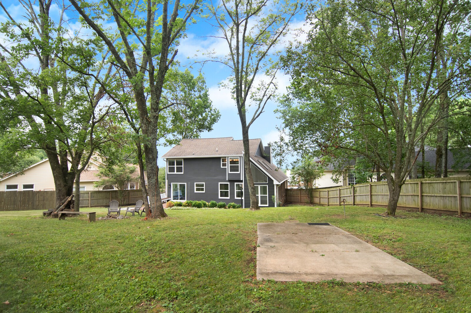 104 Red Maple Ct