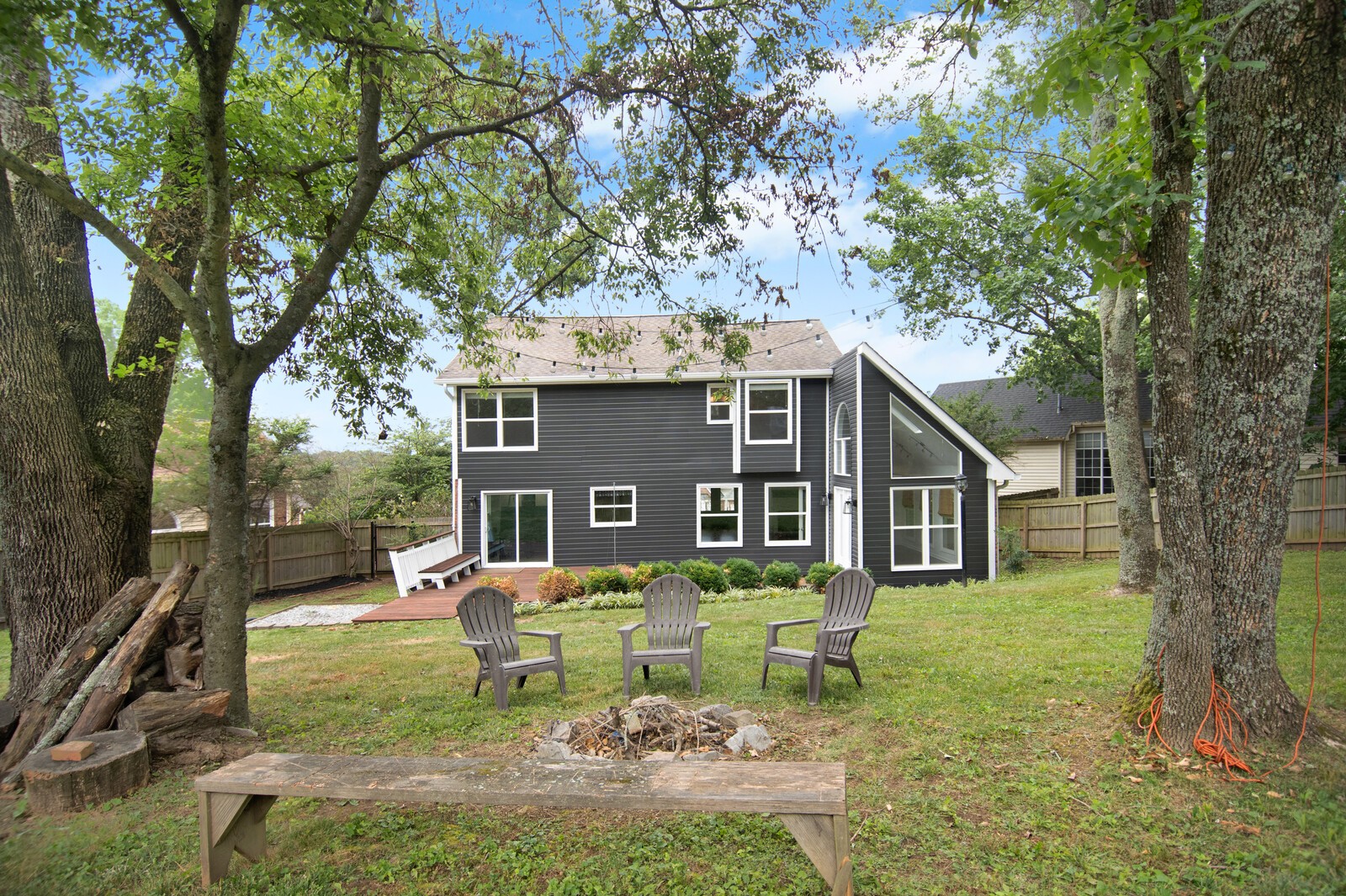 104 Red Maple Ct