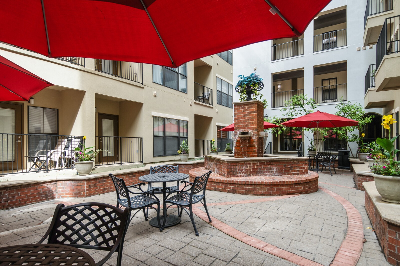 1803 Broadway Unit: 503