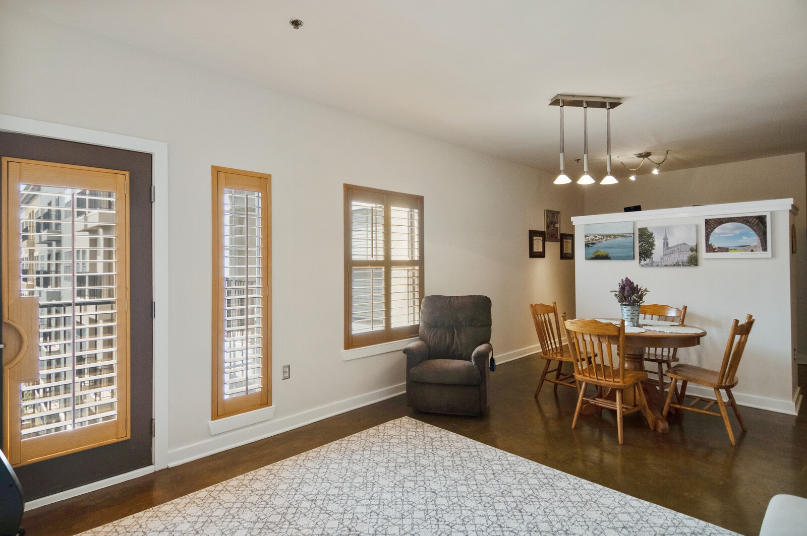 1803 Broadway Unit: 503