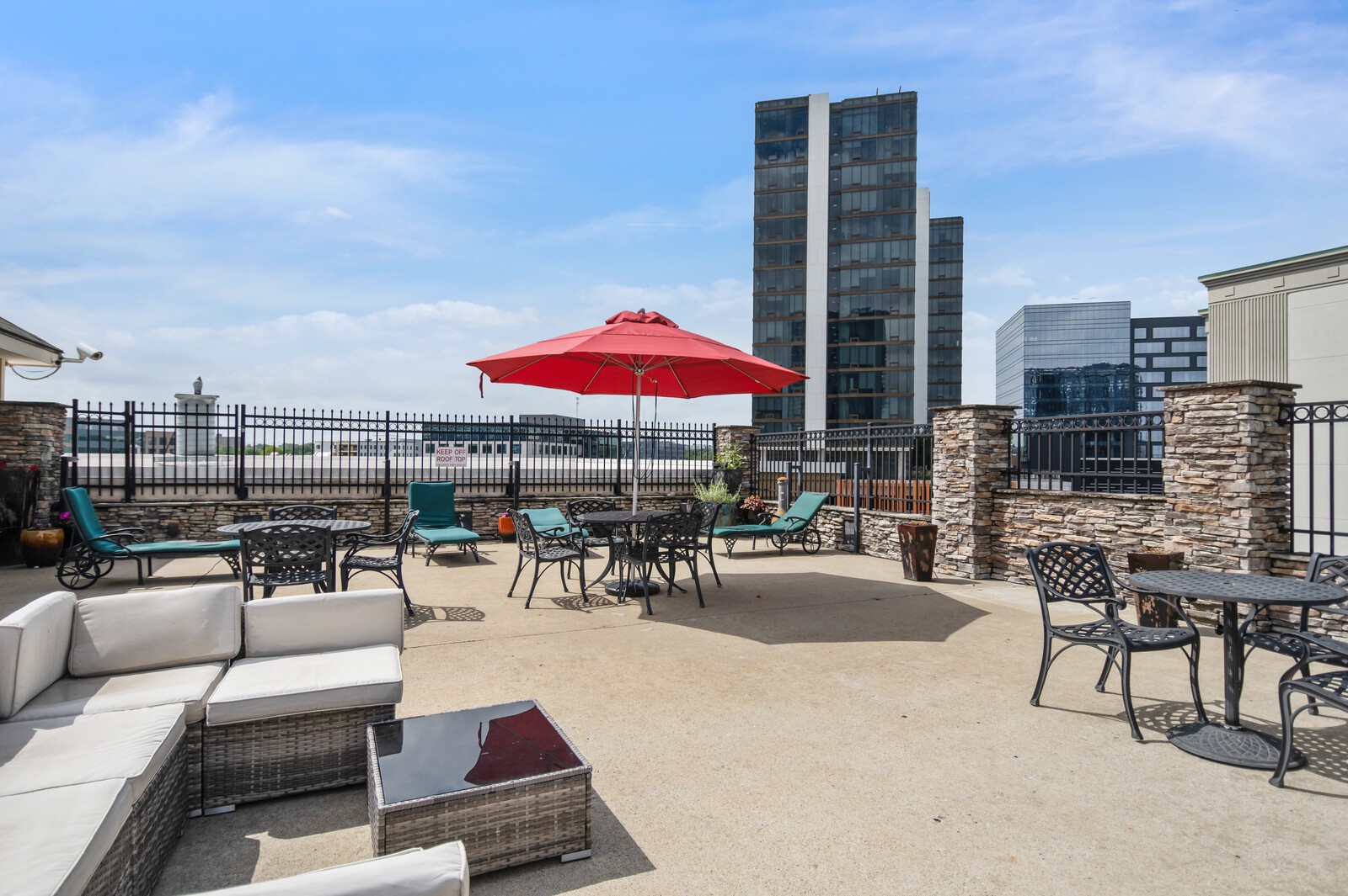 1803 Broadway Unit: 503